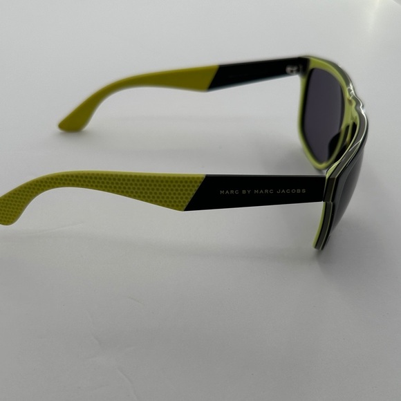 Marc by Marc Jacobs MMJ 417/S Black & Yellow Sunglasses | Unisex | Case Included
